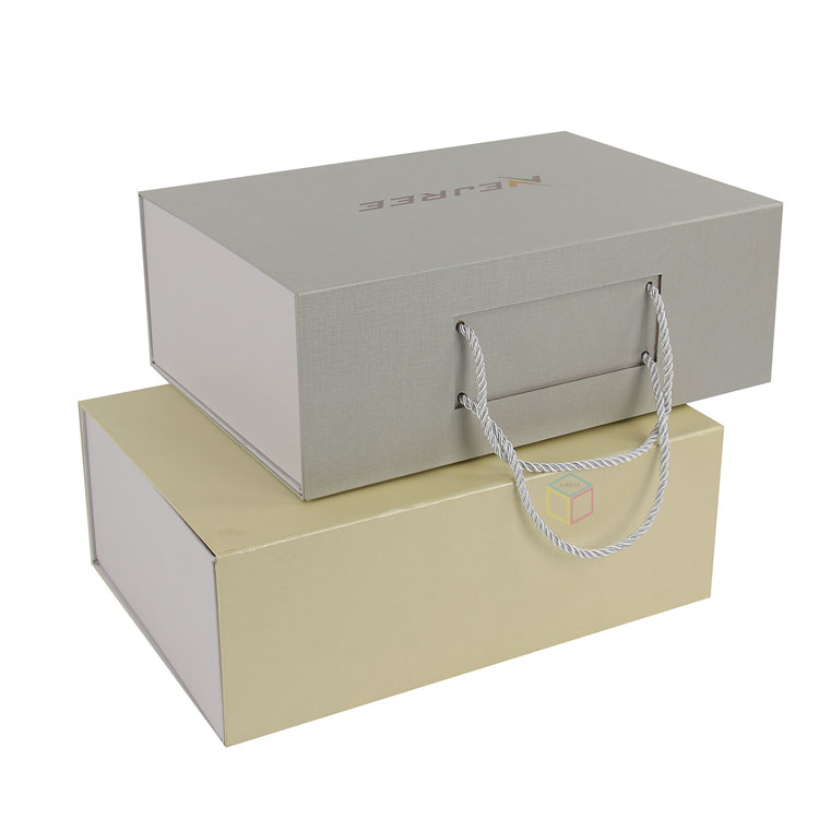 Guangdong Custom Logo Black Paperboard Hamper Collapsible Foldable Magnetic Gift Box with Red Ribbon Bow | Eco-Friendly Packaging