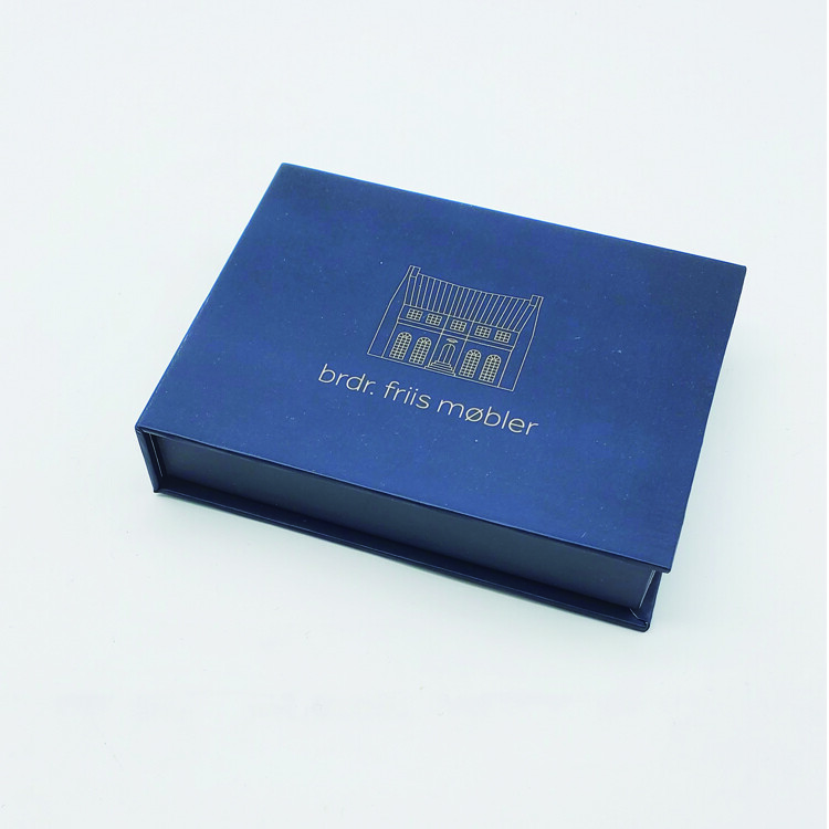 Custom Magnetic Cardboard Paper Membership Dual Card Holder Packaging Box | VIP Credit Cards Gift Boxes