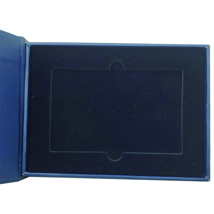 Custom Magnetic Cardboard Paper Membership Dual Card Holder Packaging Box | VIP Credit Cards Gift Boxes