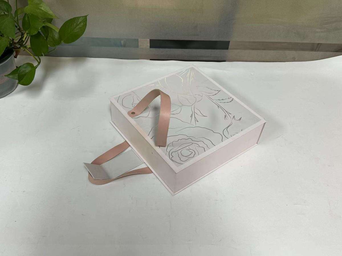 Custom Luxury Elegant Embossed-Texture EVA Pink Magnetic Gift Box with Gold Foil Logo | OEM Packaging