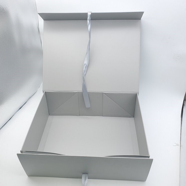 Large Luxury Paper Box with Custom Logo, Magnetic Black Gift Packaging for Clothing | Eco-Friendly & Fashion Design