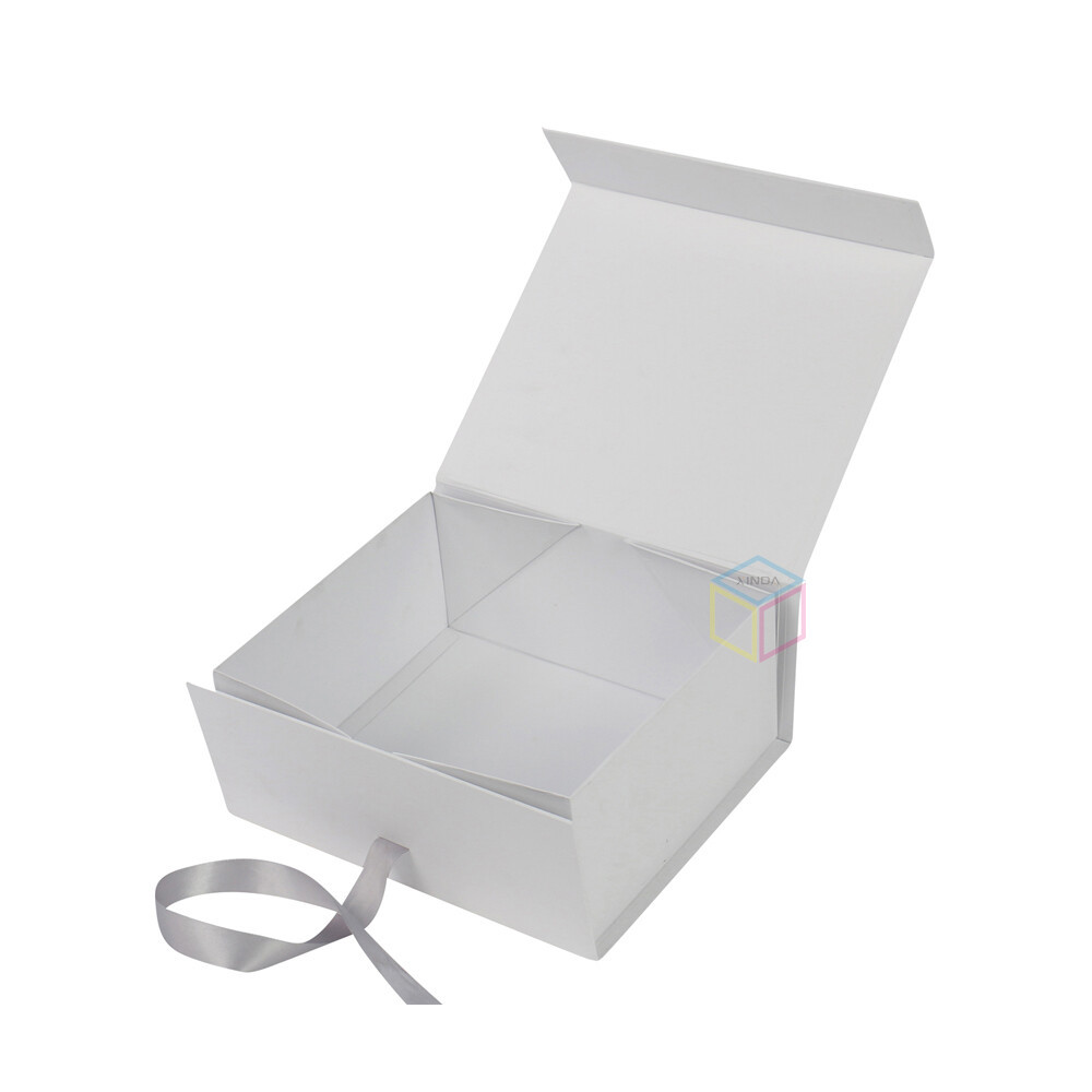 Custom Clothes Dress Gift Packaging Fold Magnetic White Cardboard Box | OEM Corrugated Boxes