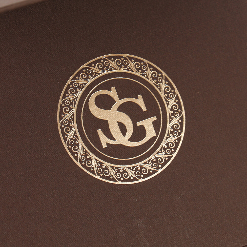 Custom Black Lipstick Gift Box with EVA Insert & Foil Stamping