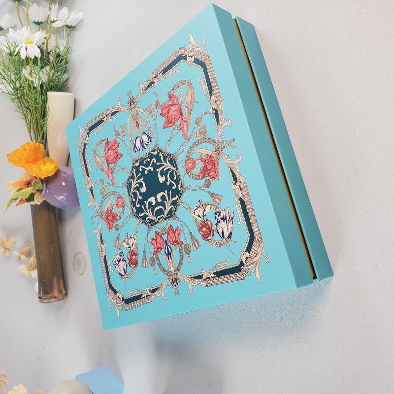 Wholesale Printed Luxury Paper Tea Set Box Packaging Custom Shoulder Lid and Base Moon Cake Gift Box with Satin