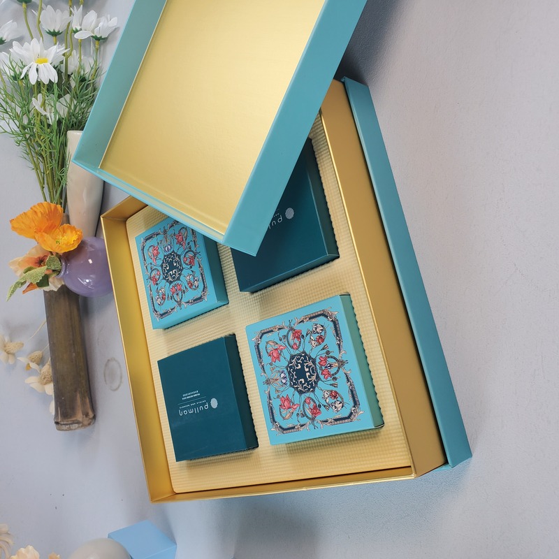 Wholesale Printed Luxury Paper Tea Set Box Packaging Custom Shoulder Lid and Base Moon Cake Gift Box with Satin