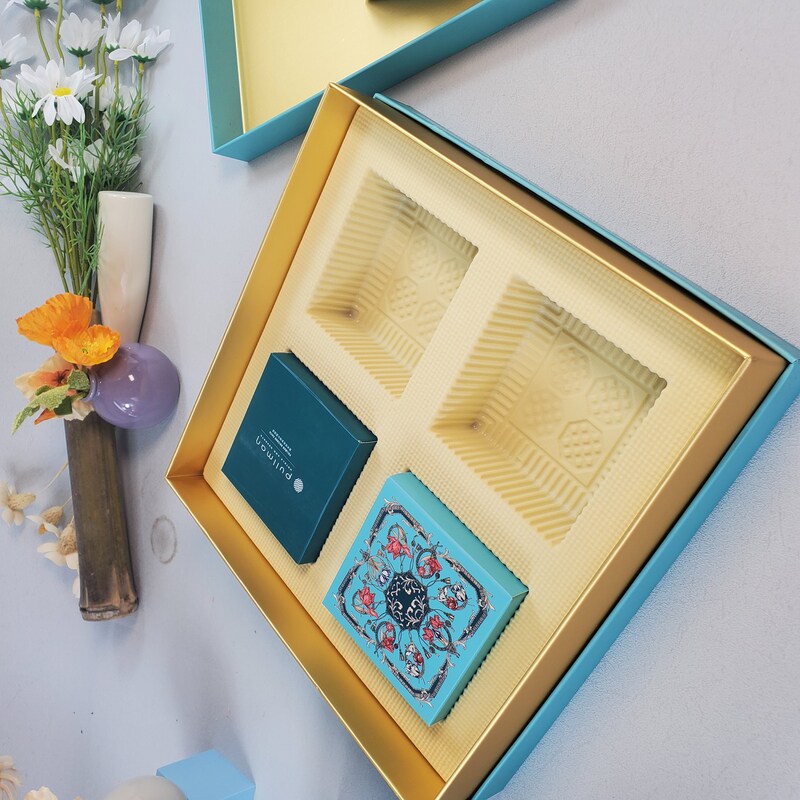 Wholesale Printed Luxury Paper Tea Set Box Packaging Custom Shoulder Lid and Base Moon Cake Gift Box with Satin