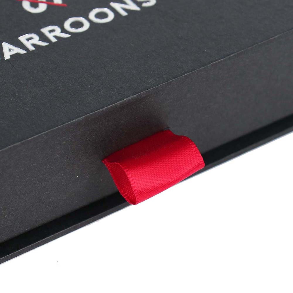 Custom Black Gold Foil Cake Box with Silk Handle - Luxury Gift Packaging