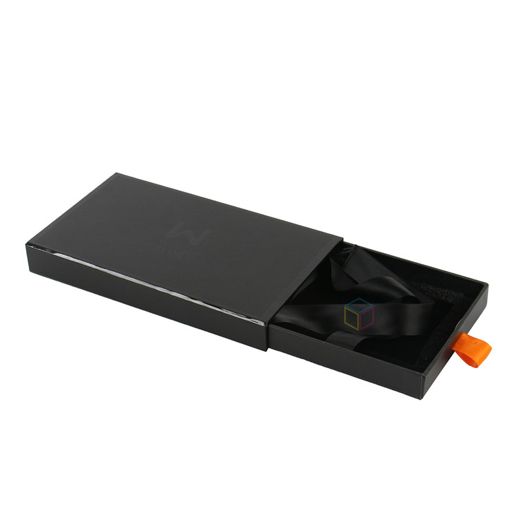 White Color Customized Printed Logo Exquisite Drawer Style Box with Ribbon Handle