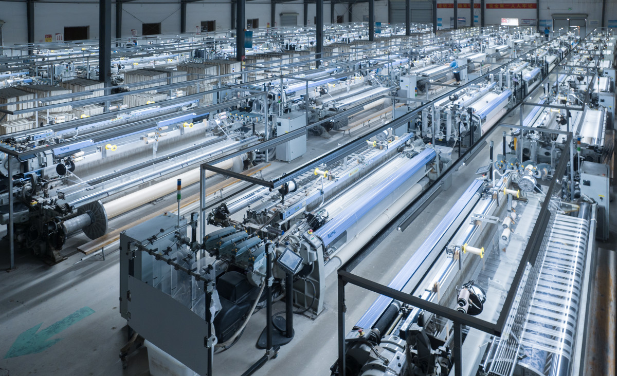 织造车间.jpg 织造车间.jpg