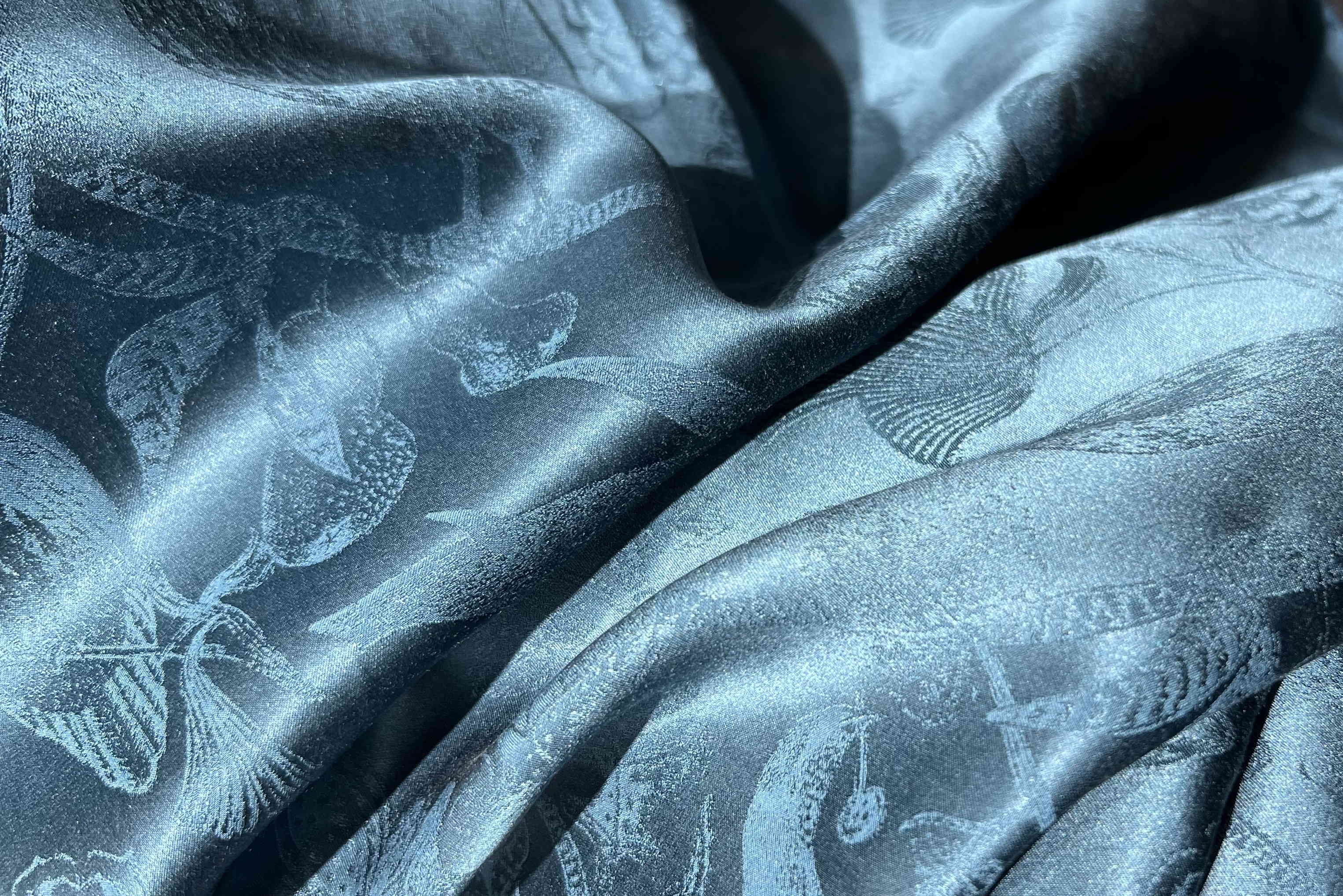 Jacquard dyed silk, jacquard woven silk in colors