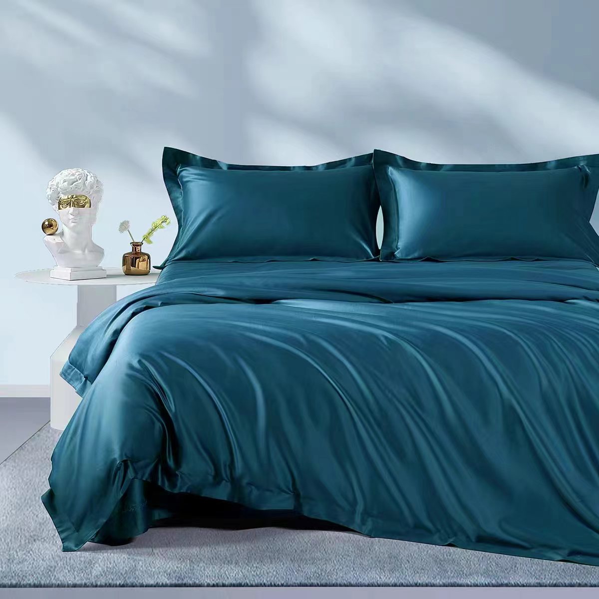Silk dyed bedding