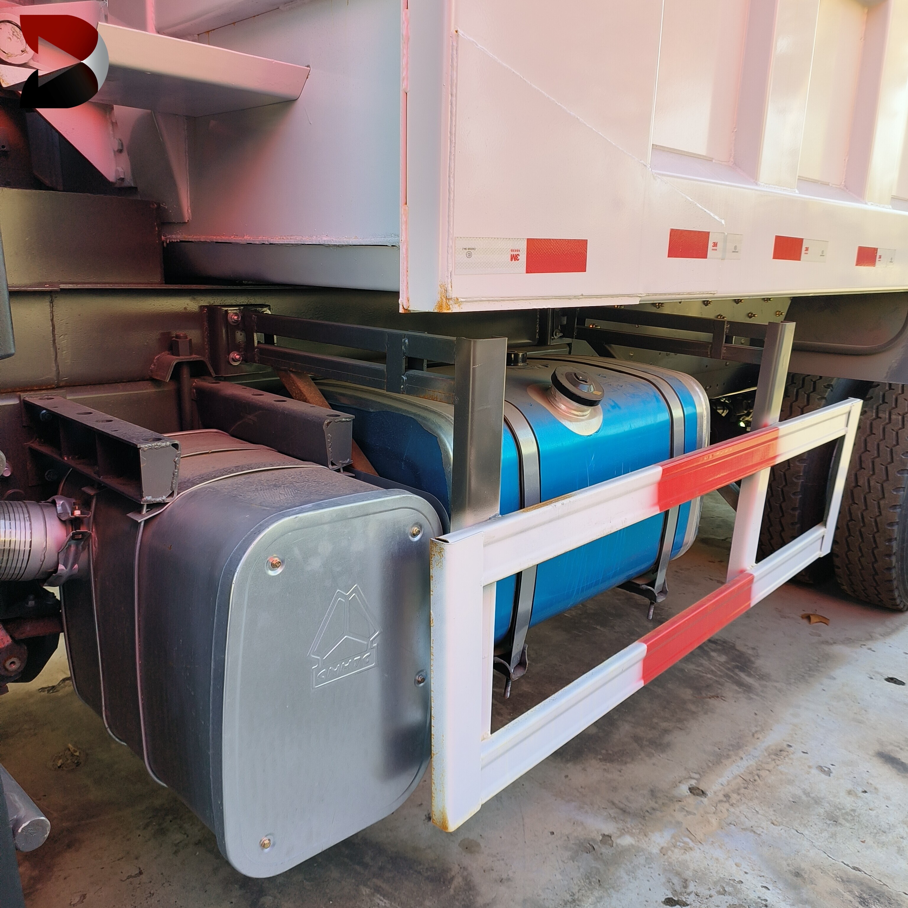 Sinotruk HOWO series dump truck A7 dump 420 HP 6×4