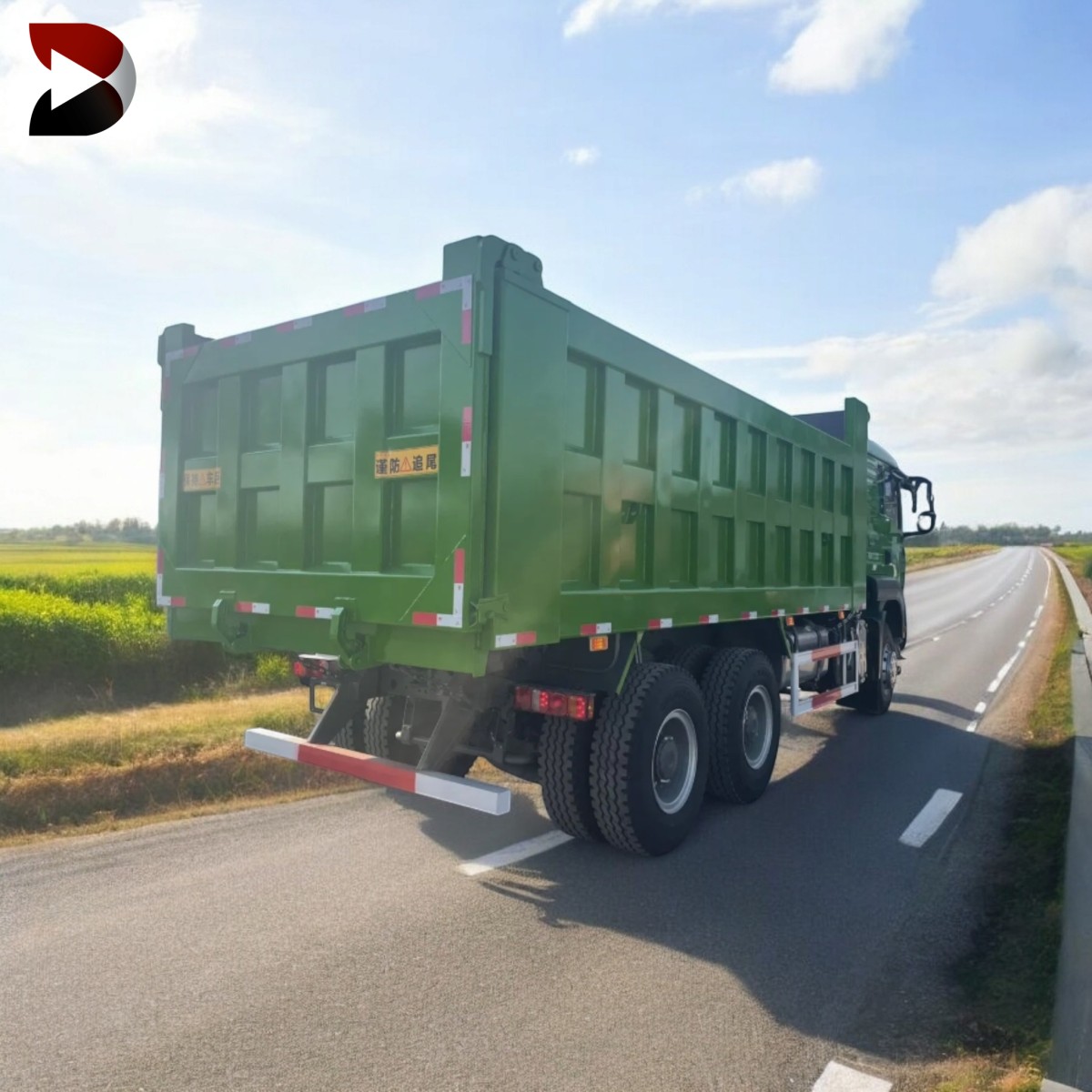 汕德卡 G7W  6X4自卸卡车 (3).png