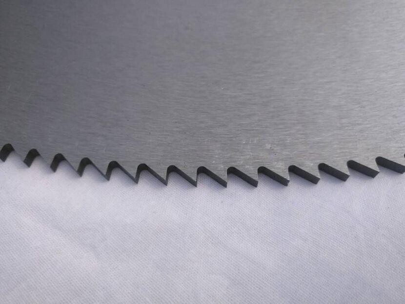 The principles and advantages of cold saw