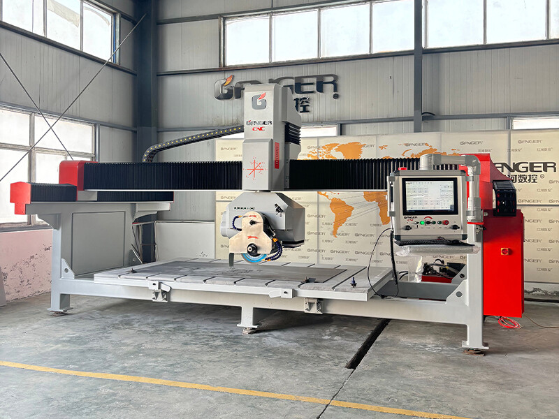 Scie à pont 5 axes GQ-3220DM (5+1)