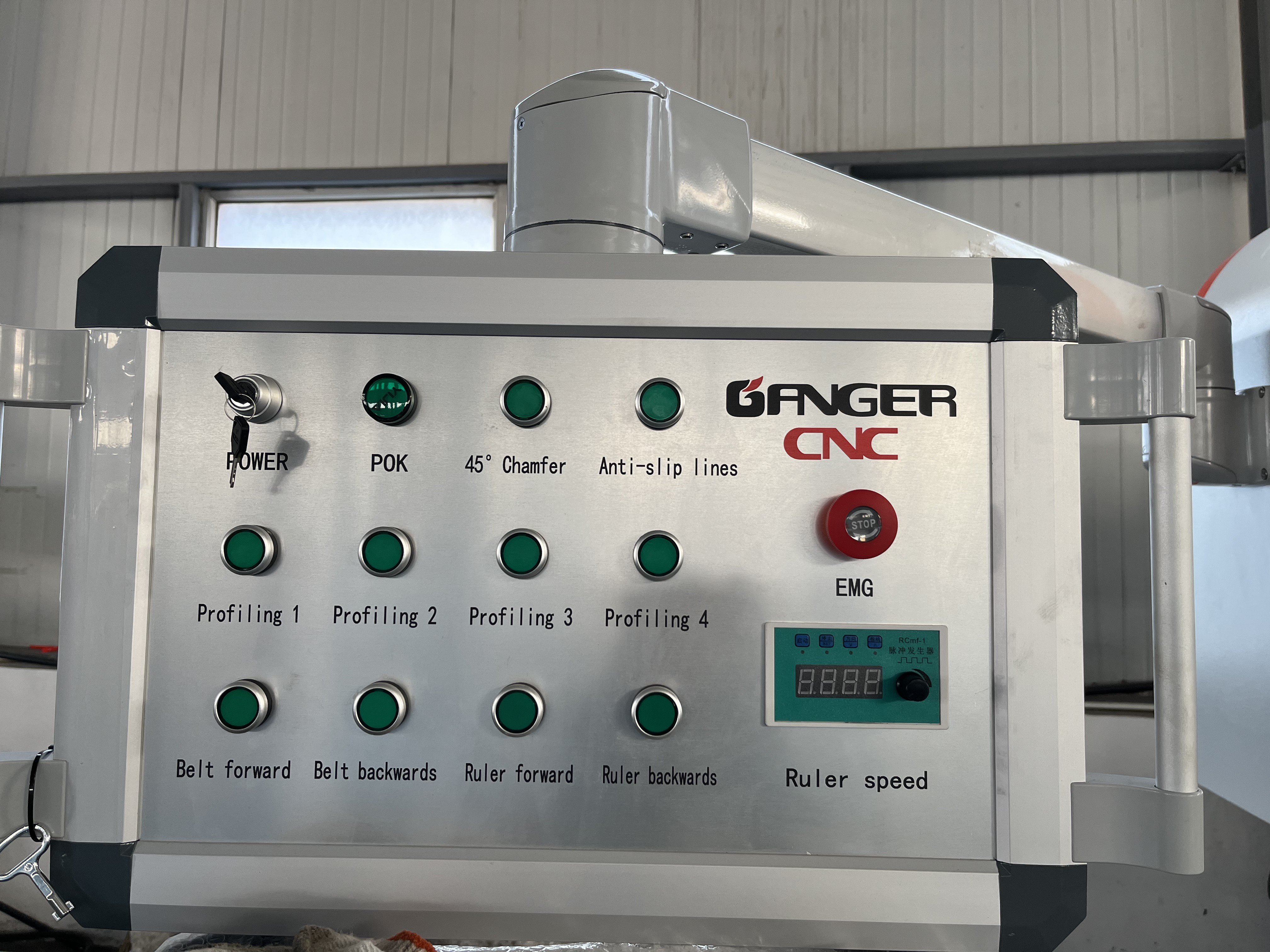 Machine à polir les bords multifonction G-PVBE6