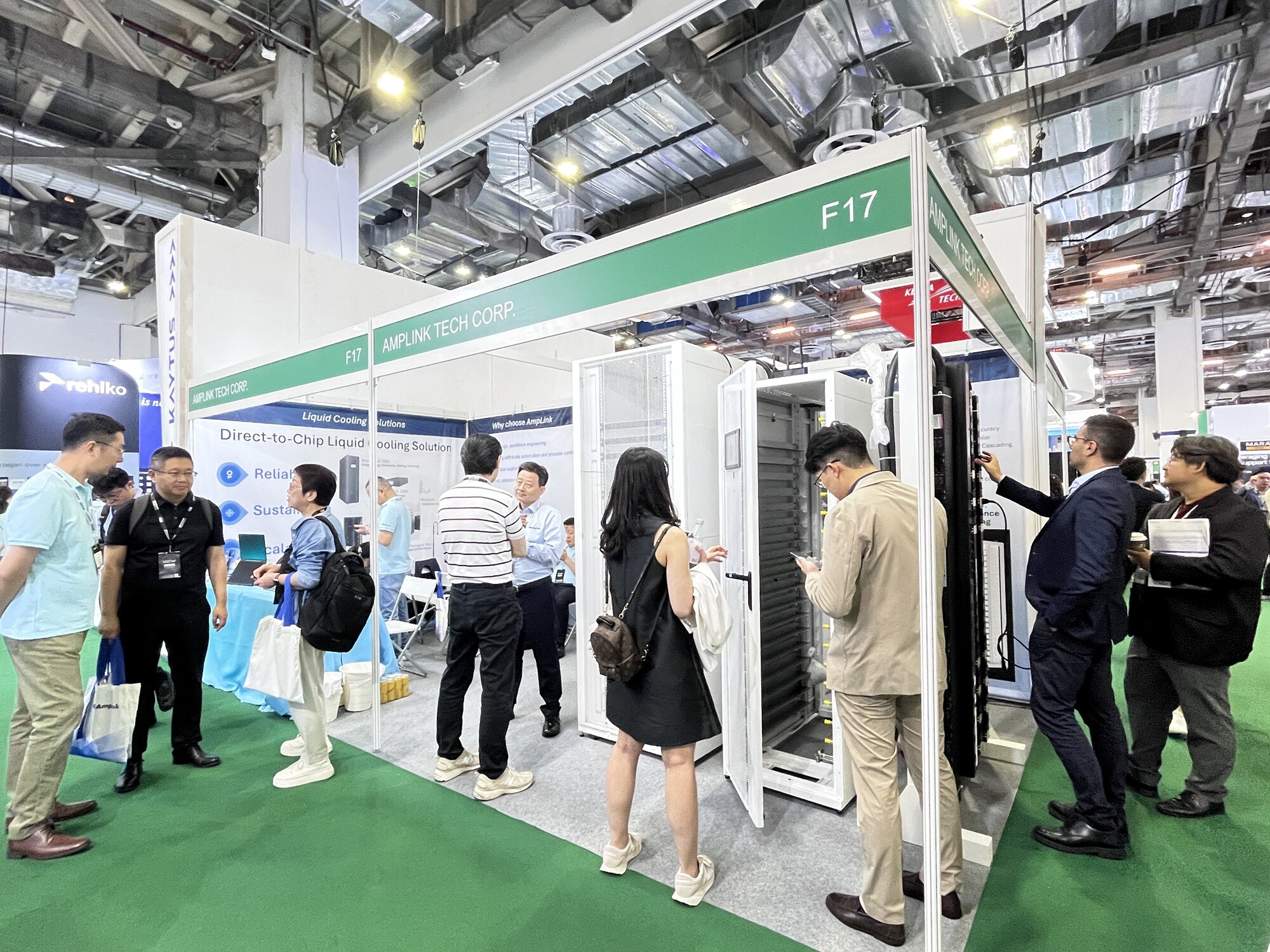 AmpLink Tech Corp. presenta soluciones innovadoras en Data Centre World Asia 2024