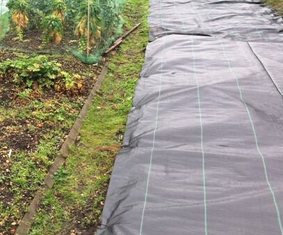 PP woven weed-proof film