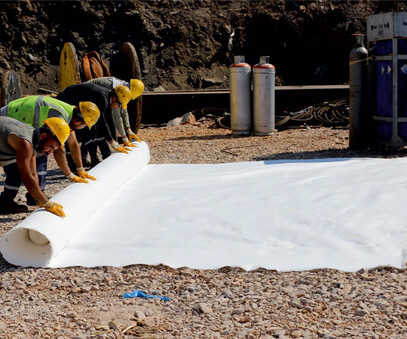 Filament spunbond nonwoven geotextile