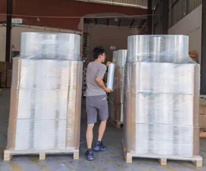 Moisture-proof and dust-proof plastic film