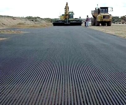 Bidirectional glass fiber warp knitted geogrid
