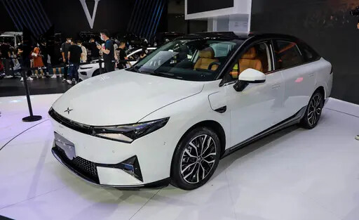 طراز Xpeng P52022