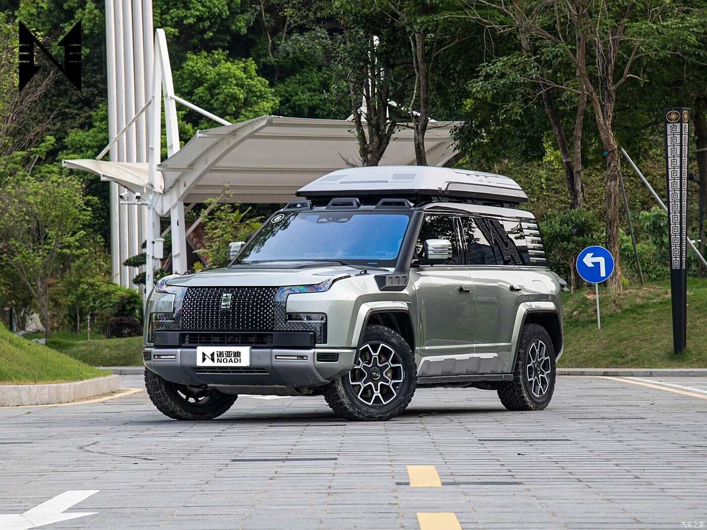 BYD 2024 Yangwang U8 Large SUV New Energy Vehicle Extended Range Look Up U8 byd electric car