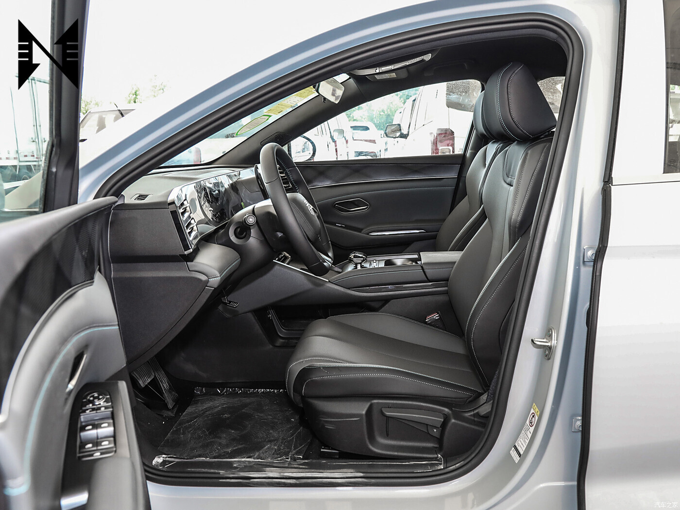 وديعة 2100 كم طويلة المدى BYD Qin L DM-i 2024 سيارة كهربائية هجينة تعمل بالكهرباء سيارة سيدان مركبات طاقة جديدة