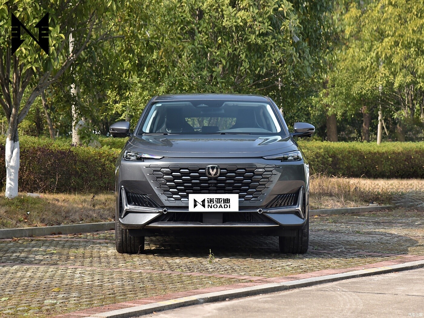 مصنع الجملة الساخن بيع Changan Uni-k iDD 2024 الرياضة الرائدة الجديدة Changan Uni-K IDD dm-i الكهرباء الذكية