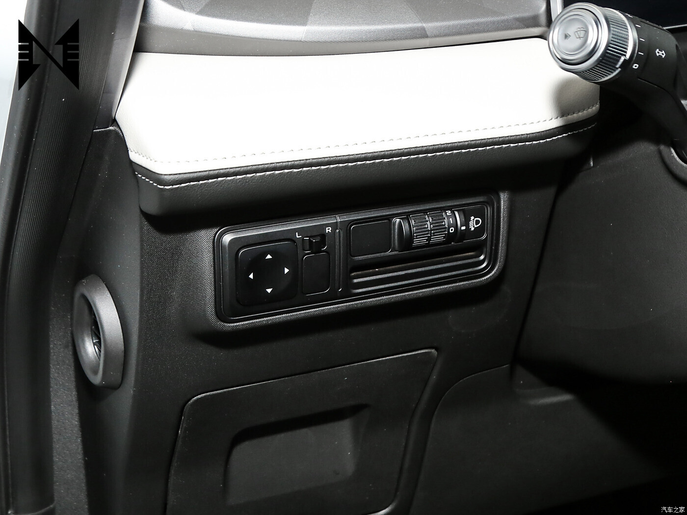 جيلي جيومتري اي 2024 طويلة المدى 301 كم و 401 كم جيلي جيومتري اي فايرفلاي ميني كهربائية SUV للبيع سيارة مستعملة