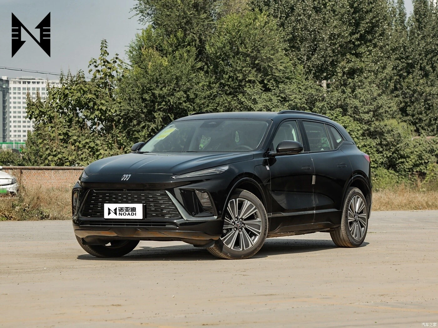 سيارة Buick E5 الجديدة ذات الطاقة الجديدة ذات الخمسة أبواب والخمسة مقاعد، سيارة كهربائية فاخرة واقتصادية وسريعة