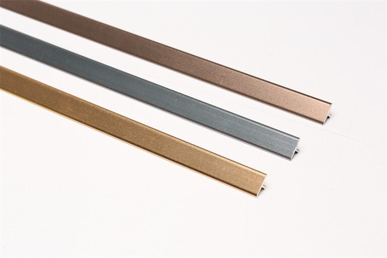 Single tooth t-strip