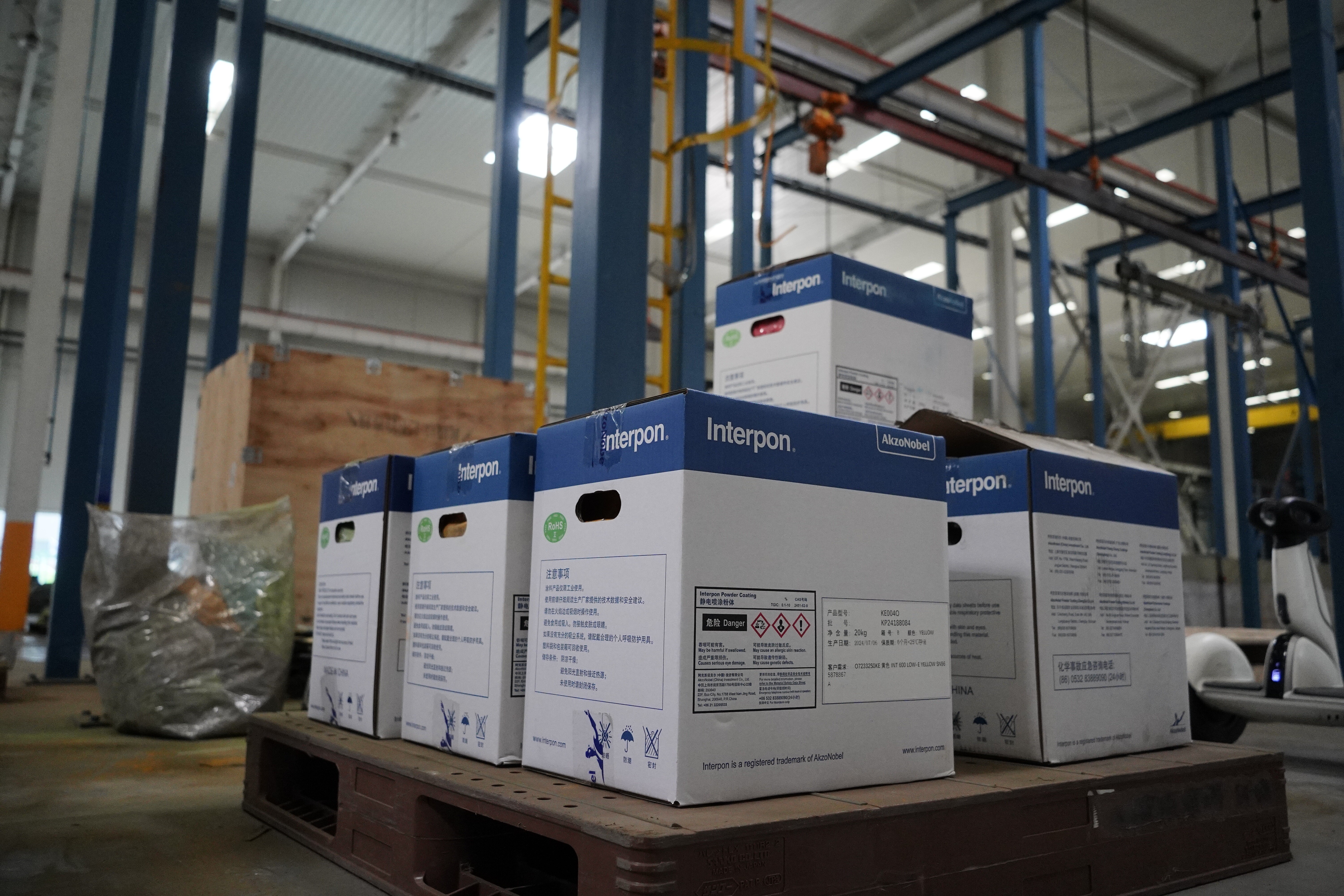 Why Raiso Loaders Opt for Powder Coating and AkzoNobel Powder