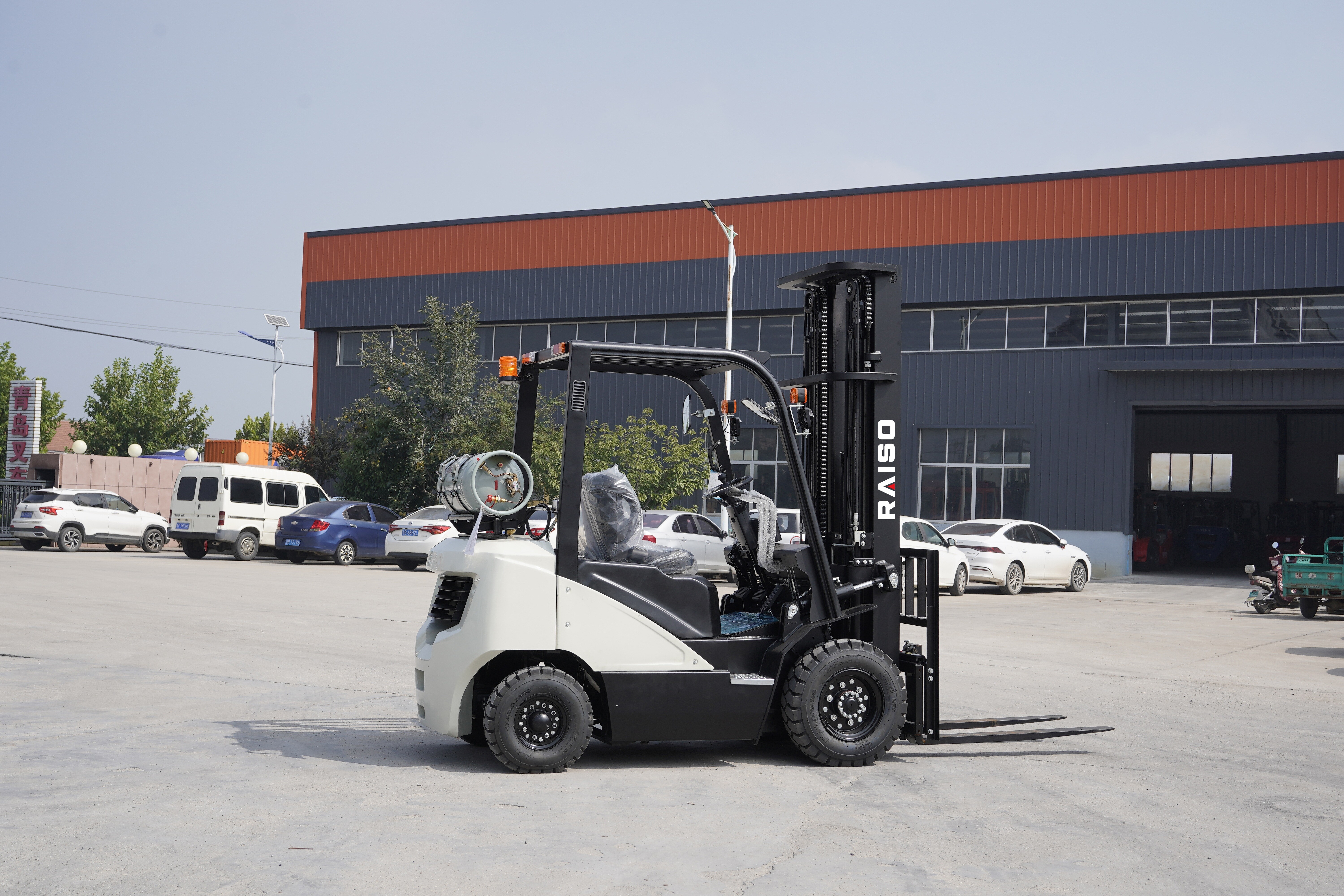 The Foundation of These Advantages: The Superior Quality of RAISO LPG Forklifts