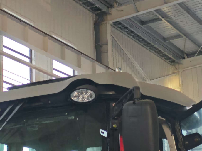 Rotationally Molded Cab Roof: Enhanced Protection and Comfort for Tractors