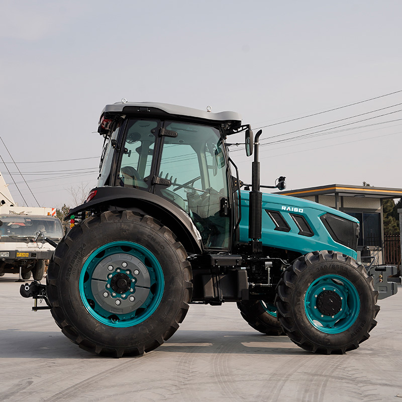 LR1104 Tractor