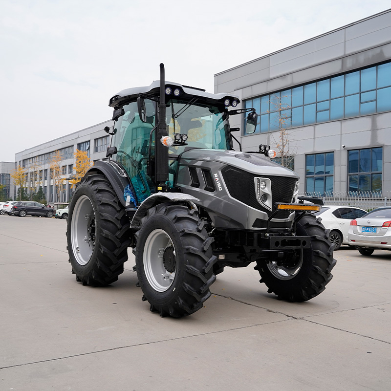LR1304 Tractor
