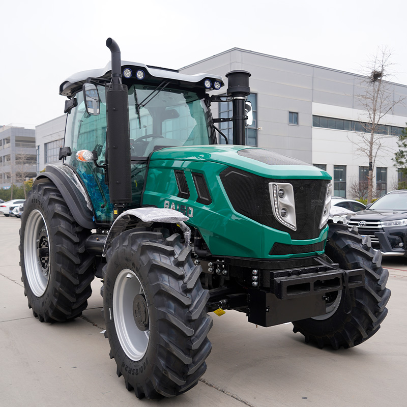 LR1404 Tractor