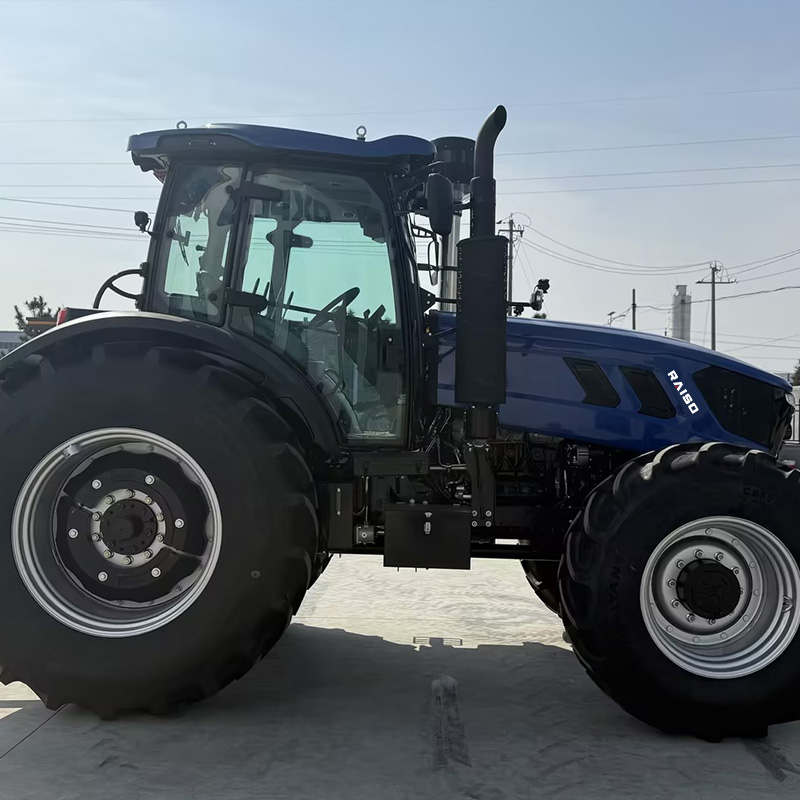 LR1504 Tractor