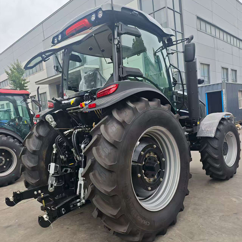LR1604 Tractor