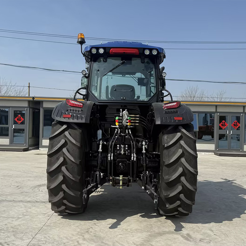 LR1804 Tractor