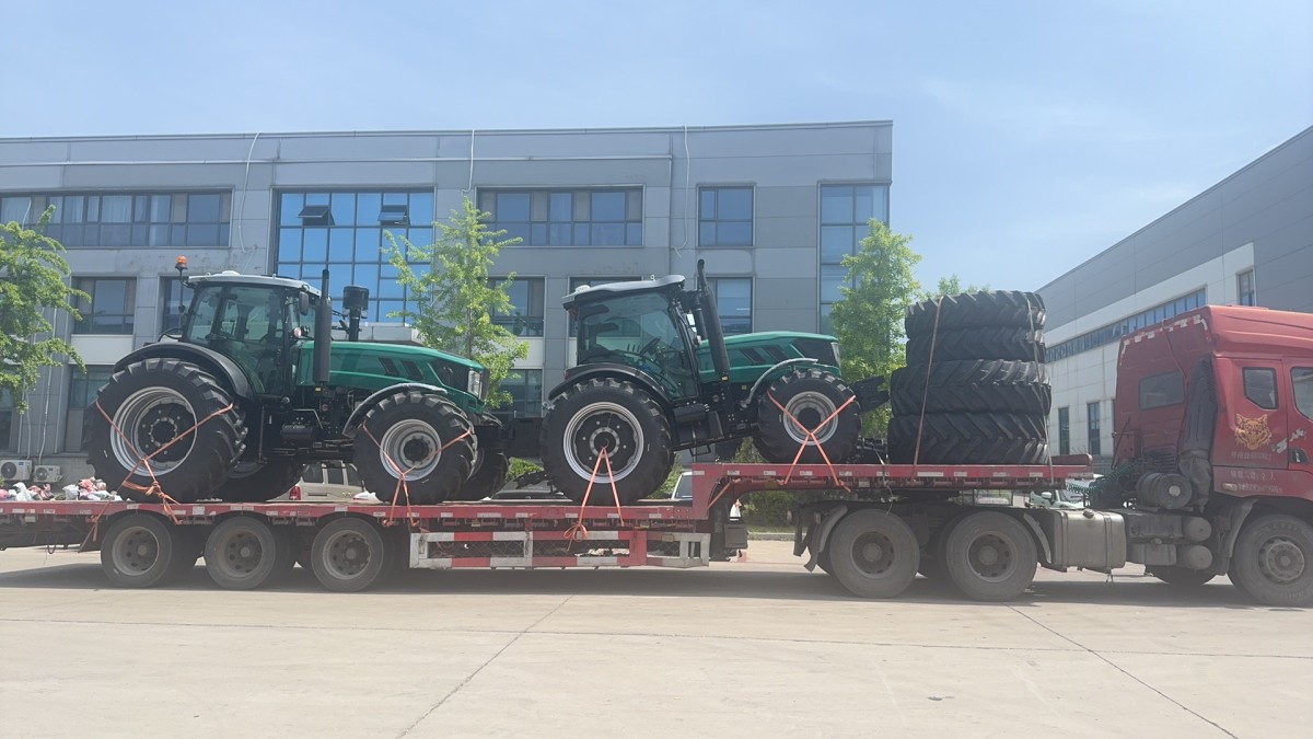 739b81ff5d25a8d56b5cc99dc999ceda RAISO Delivers 180HP & 300HP Heavy-Duty Tractors to Russia: Powering Efficiency in Modern Agriculture