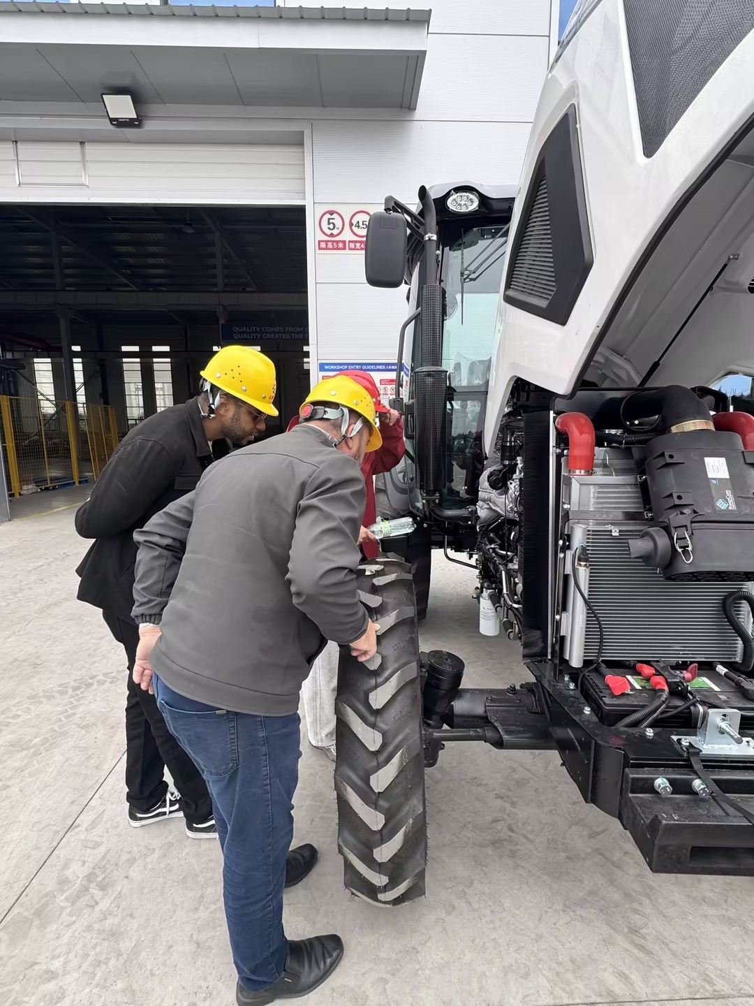 cec6ff73-4520-4ab3-8bf6-3f23880a1735 Brazilian Client Visits RAISO Factory After Canton Fair: Strengthening Trust and Unlocking New Opportunities