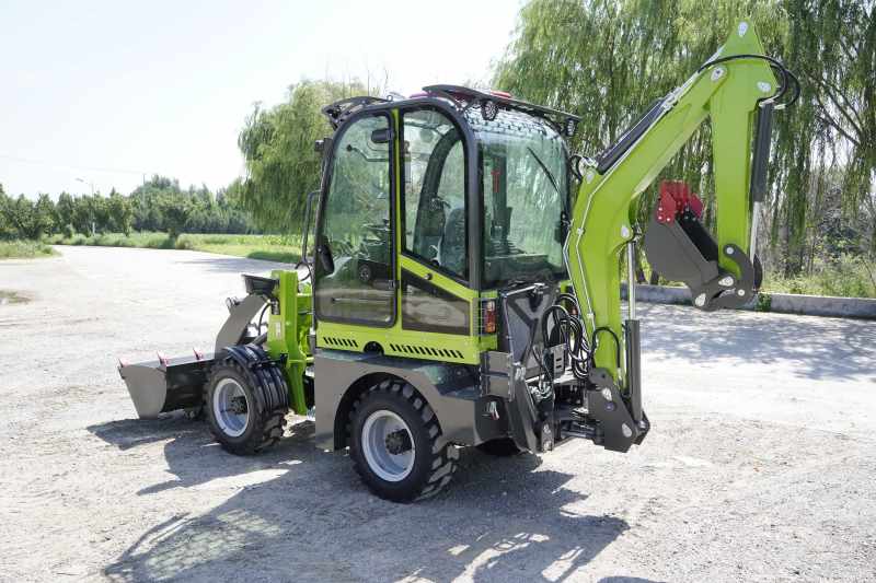 Raiso Backhoe Loader LR15-20 & LR18-25: Compact Machines for Efficient Construction, Farming, and Municipal Projects _DSC6148