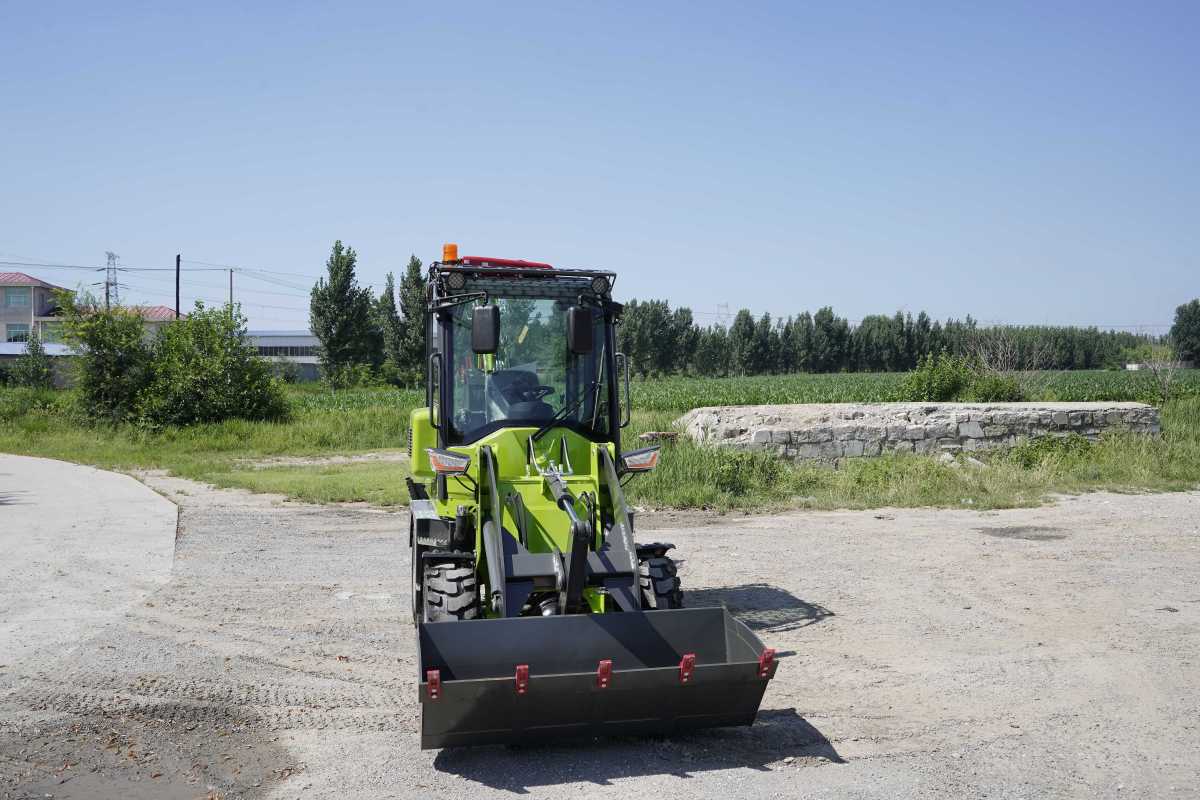 Raiso Backhoe Loader LR15-20 & LR18-25: Compact Machines for Efficient Construction, Farming, and Municipal Projects