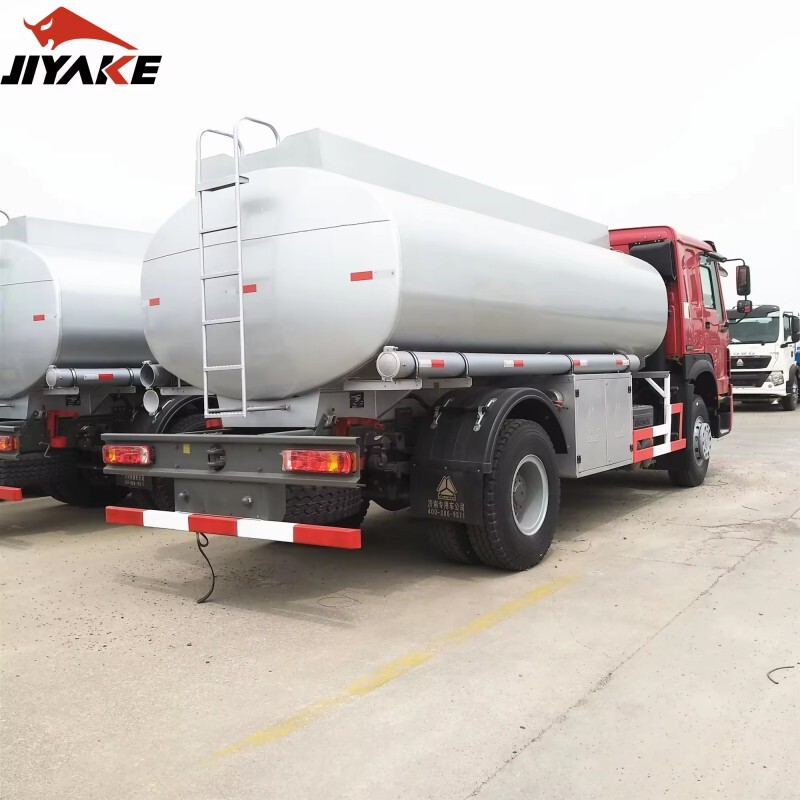 Smart Tanker Trailers: IoT Integration and Predictive Maintenance Trends