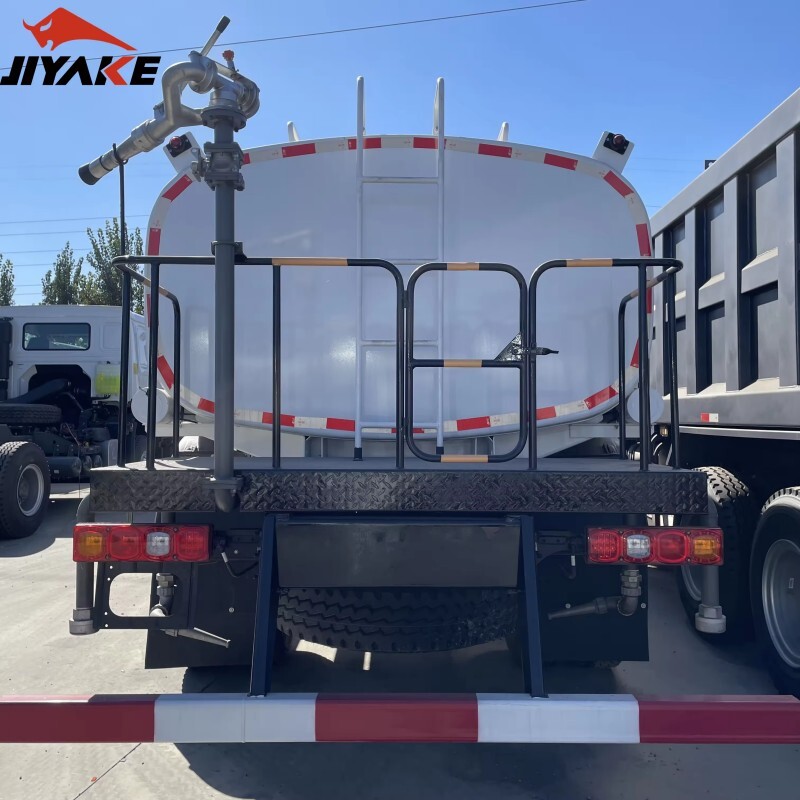 Water Tanker Truck