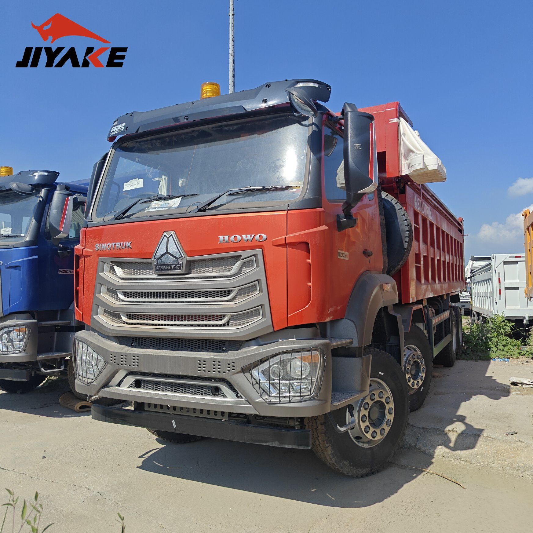 HOHAN 8X4 Dump Truck