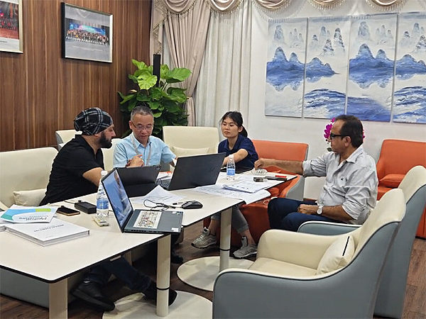 Diseño y discusión de un plan de mobiliario médico para un nuevo hospital