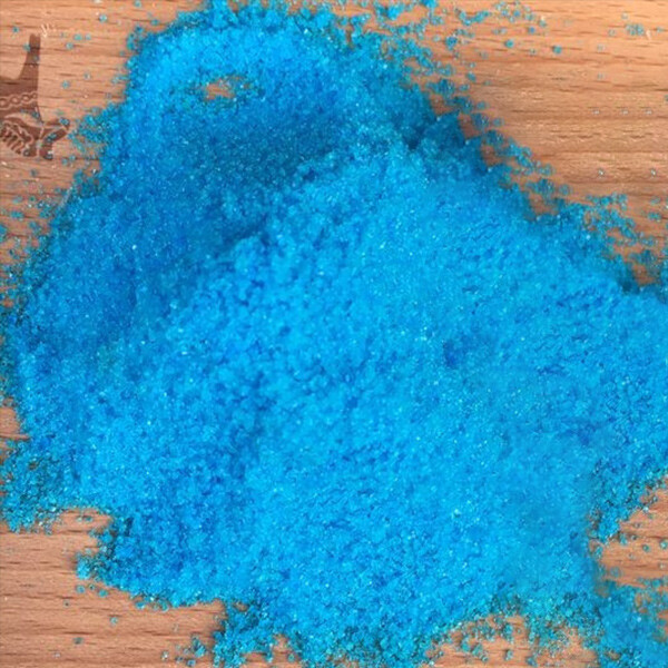 Copper(II) sulfate pentahydrate powder